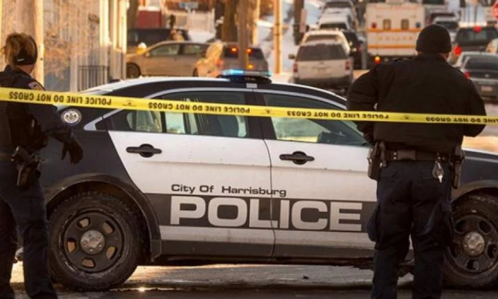 Σκότωσε τον γιο του γιατί τον είδε να κοιτάει άσεμνες φωτογραφίες του